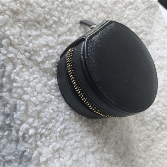 Like New Black Jewlery Travel Case - Picture 2 of 2